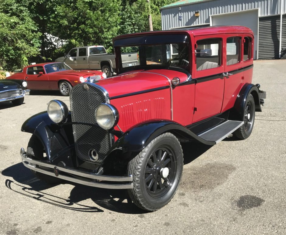 1930 Chrysler CJ-6 Royal Sedan