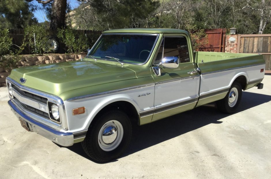 1970 Chevrolet C10 Pickup 3-Speed