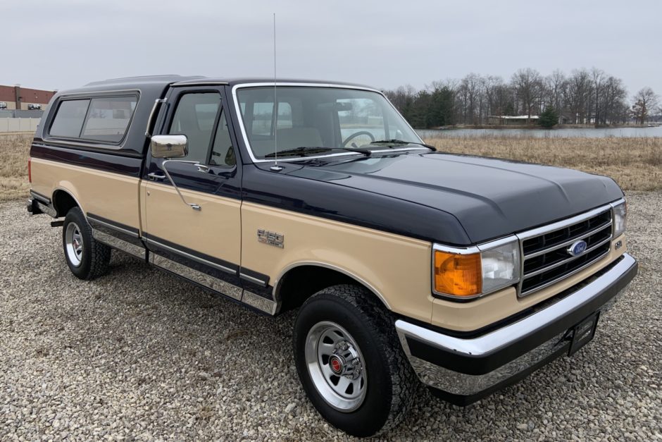 1990 Ford F-150 XLT Lariat