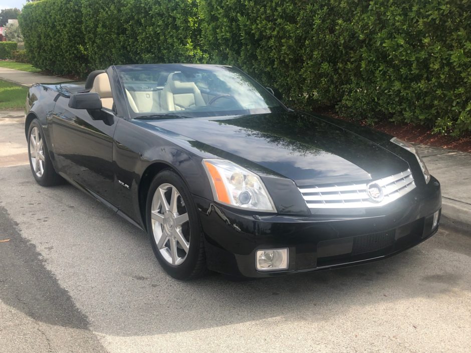 30k-Mile 2006 Cadillac XLR