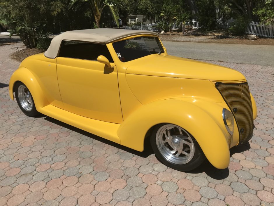 1937 Ford Cabriolet Custom