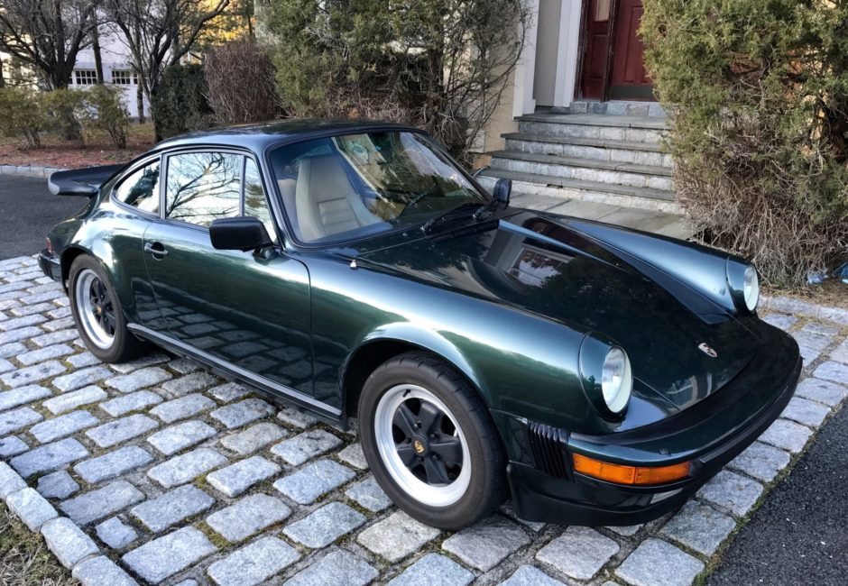 Moss Green Metallic 1984 Porsche 911 Carrera