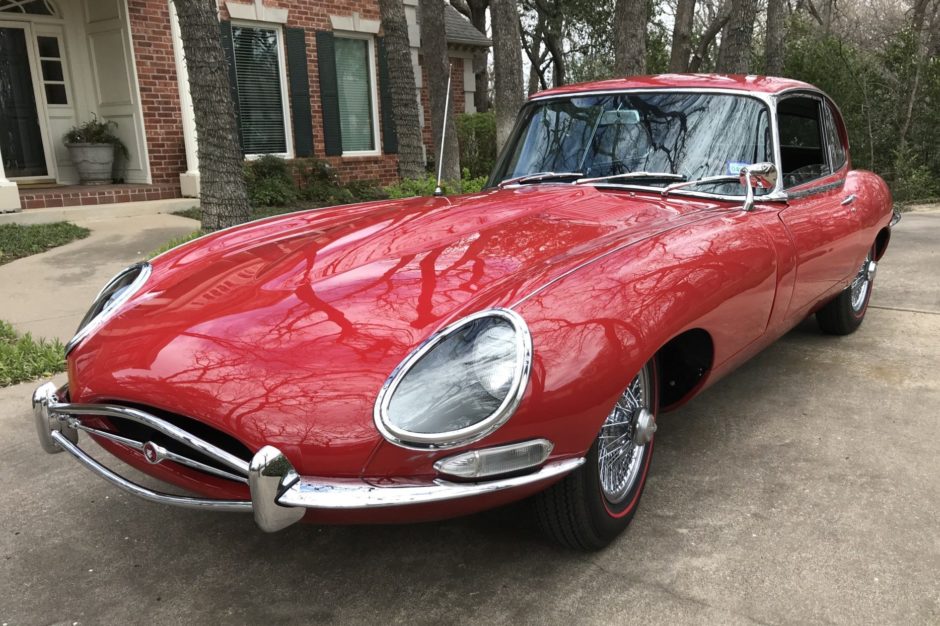 1967 Jaguar XKE 2+2