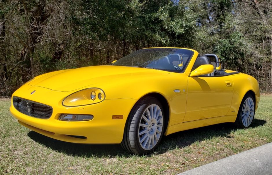 21k-Mile 2003 Maserati Spyder Cambiocorsa