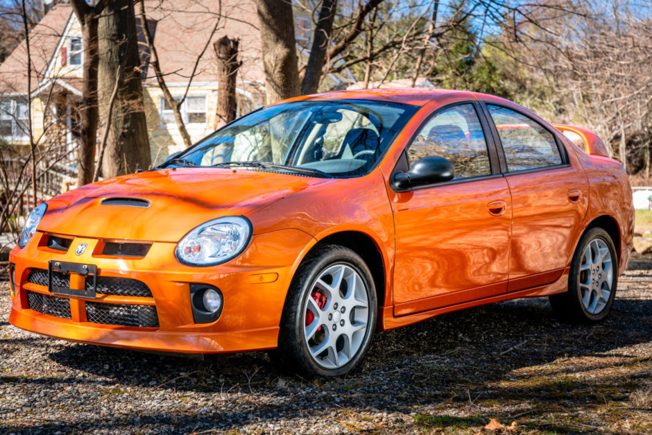 2,900-Mile 2005 Dodge Neon SRT-4