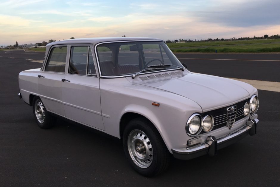 1971 Alfa Romeo Giulia 1300 Super