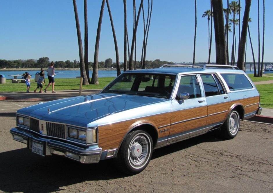 1990 Oldsmobile Custom Cruiser Final Edition