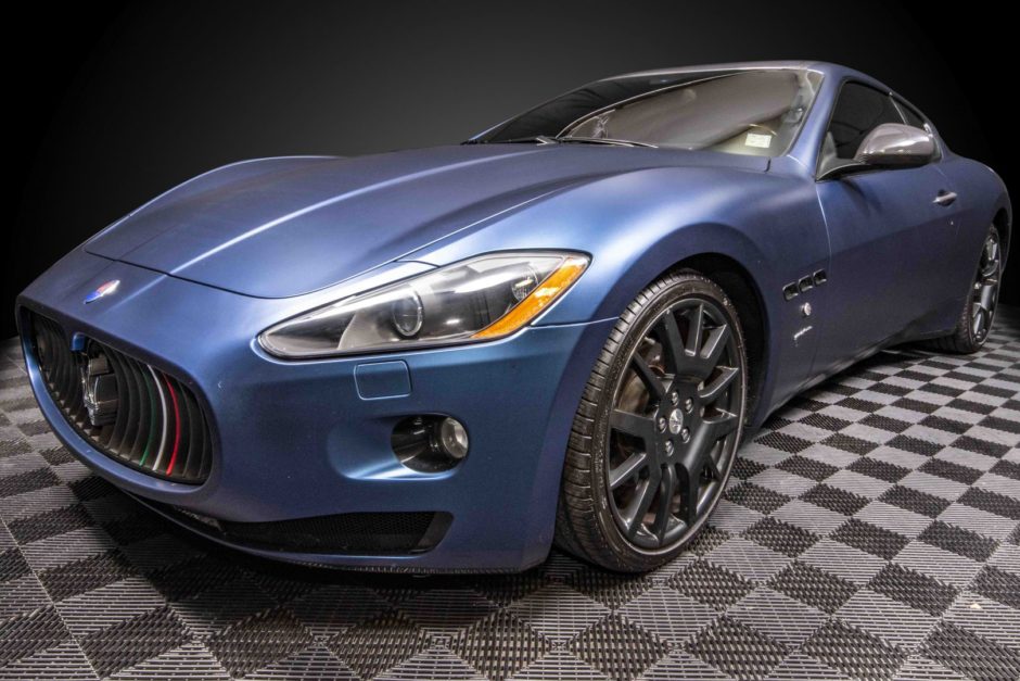18k-Mile 2008 Maserati GranTurismo