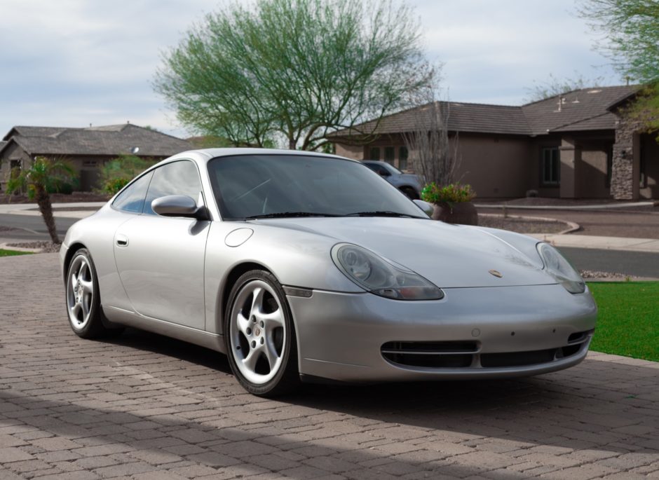 2001 Porsche 911 Carrera Coupe 6-Speed