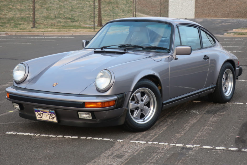 1988 Porsche 911 Carrera Commemorative Edition