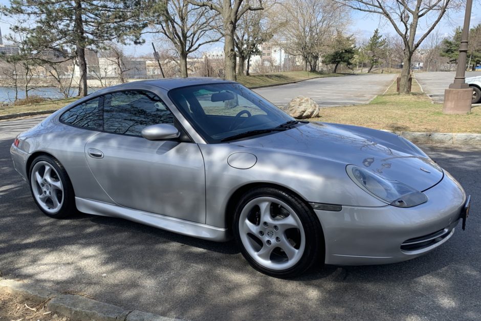 2000 Porsche 911 Carrera 6-Speed