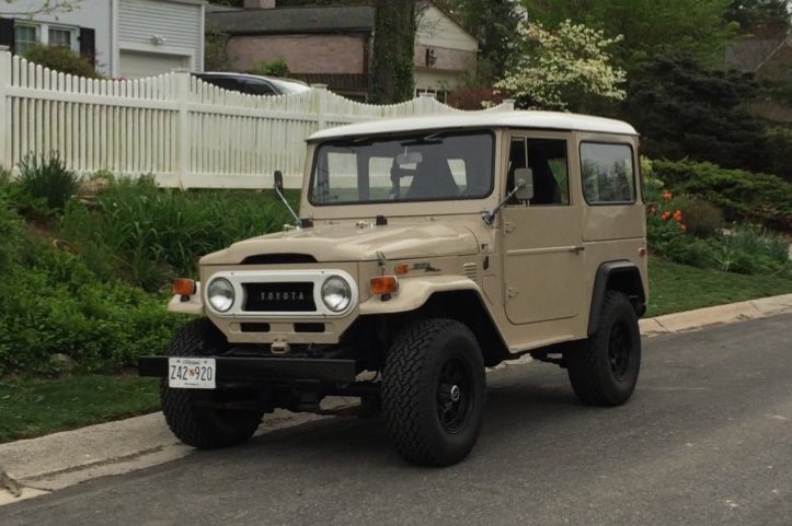 V8-Powered 1973 Toyota Land Cruiser FJ40