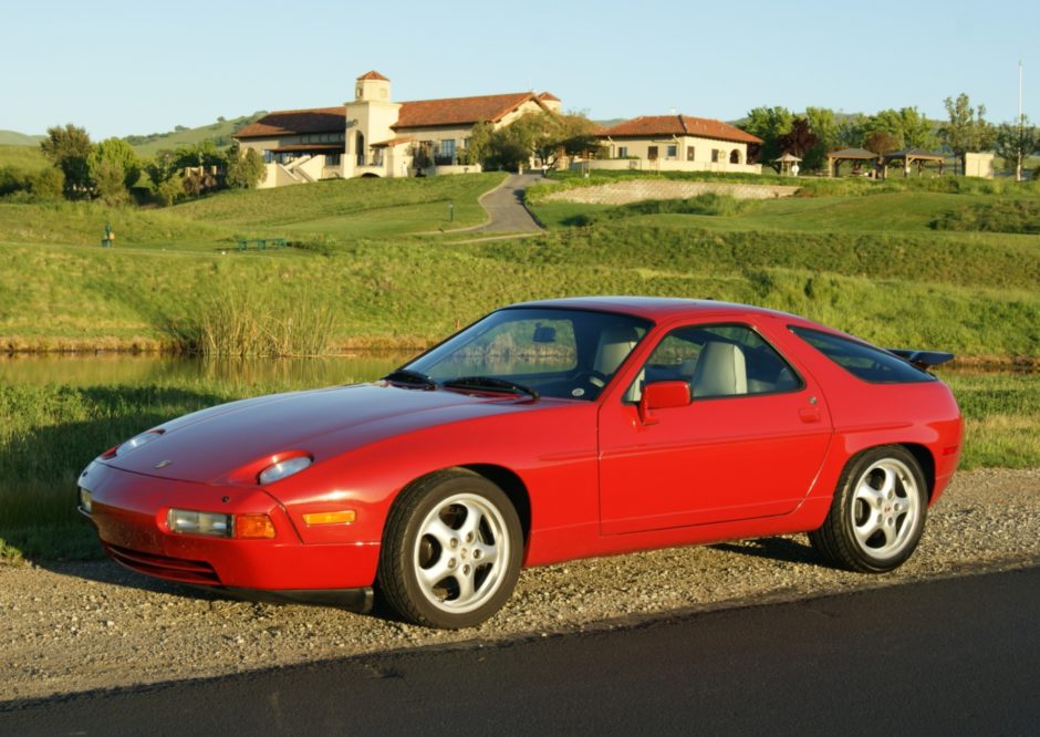 1987 Porsche 928 S4