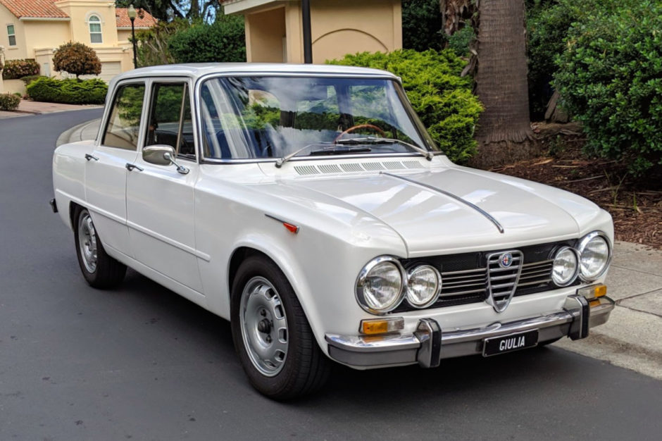 1973 Alfa Romeo Giulia Super 1300 2.0L